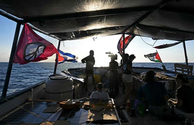 Sur le bateau mexicain « Grandma 2 » du convoi Nuestra America, jeudi 26 mars 2026.