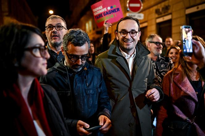 Le victorieux candidat Renaissance et de l’union de la droite, Thomas Cazenave, à Bordeaux, le 22 mars 2026.