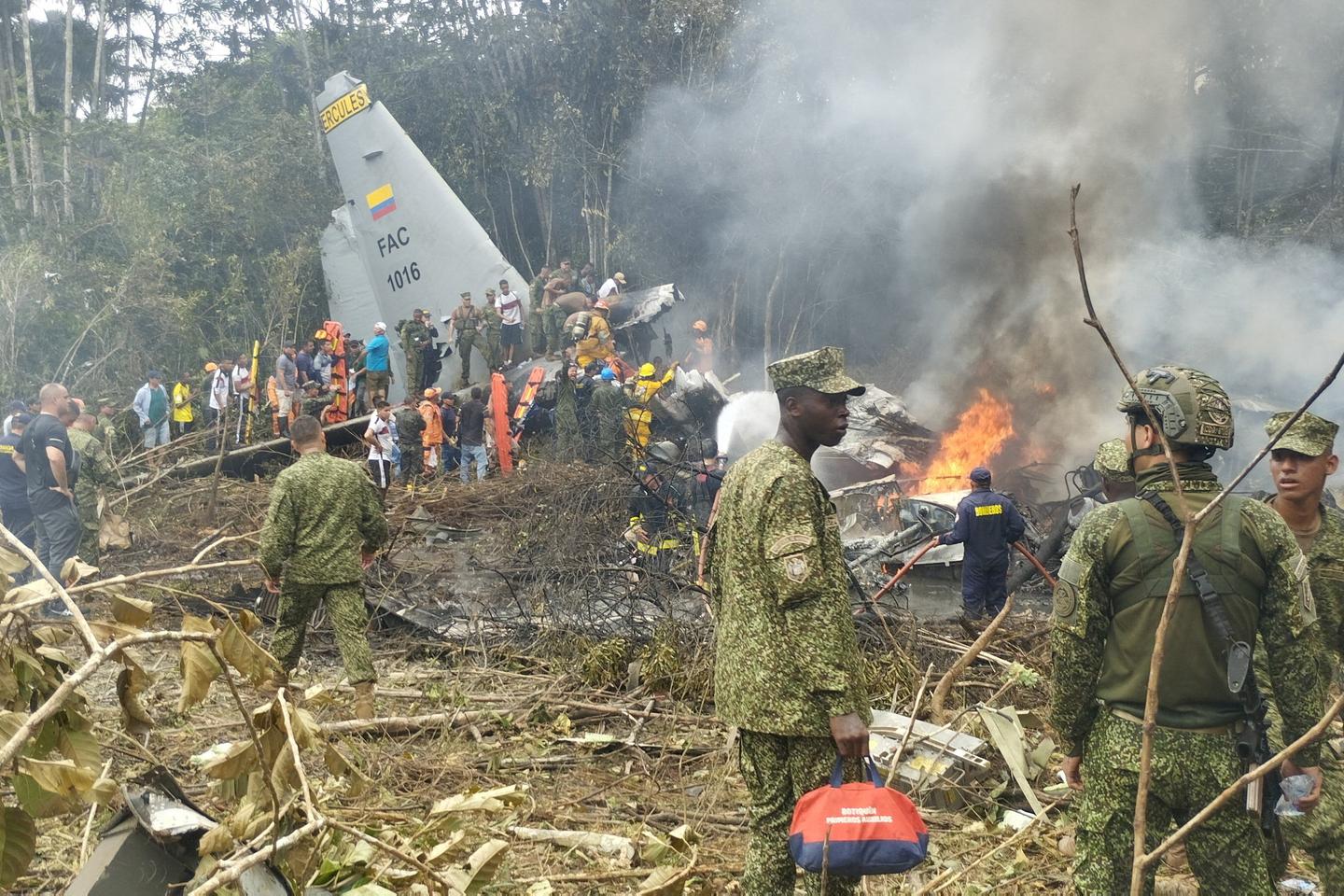 Colombie : au moins 66 morts dans l’accident d’un avion militaire près de la frontière avec l’Equateur