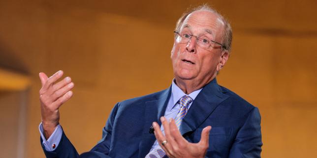 IA : « Le contraste entre des patrimoines incommensurables et la menace de plans sociaux massifs est