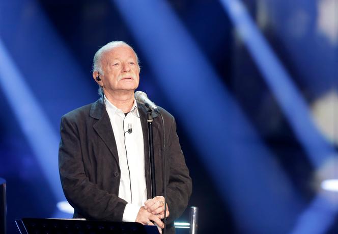 Gino Paoli chante sur le plateau de l’émission « Che Tempo che Fa », sur la RAI (la télévision publique italienne) à Milan, le 4 novembre 2012. 