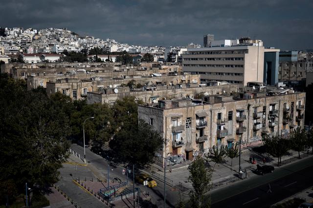 A Athènes, une communauté autogérée mobilisée contre un projet de réhabilitation de « son » quartier