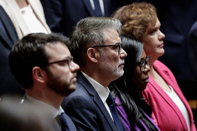 Olivier Faure, député et premier secrétaire du PS, lors de la minute de silence en hommage à Lionel Jospin, à l’Assemblée nationale, le 24 mars 2026.