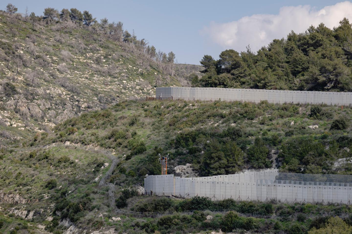 Bombardements massifs, usage intensif des antimissiles, rappel des réservistes : Israël se prépare à augmenter son budget militaire