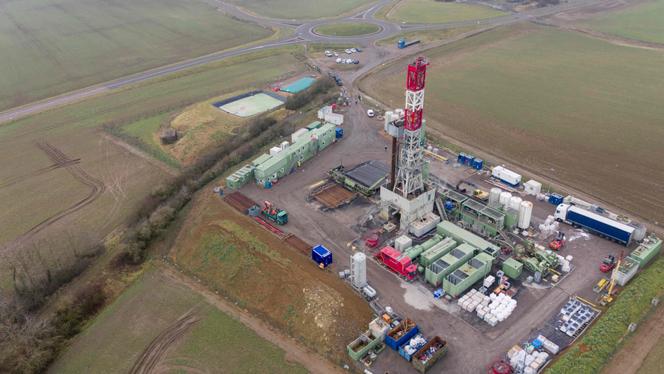 Vue aérienne du site de forage du projet pour caractériser les ressources en hydrogène mené par La Française de l’énergie et supervisé par le laboratoire GeoRessources de l’université de Lorraine, à Pontpierre (Moselle), le 23 janvier 2026.