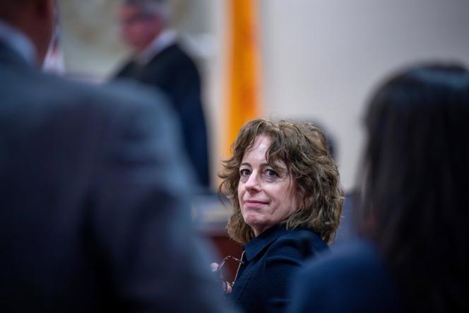 La représentante du ministère public, Linda Singer, lors de sa plaidoirie finale au tribunal de Santa Fe (Nouveau-Mexique), le 23 mars 2026.