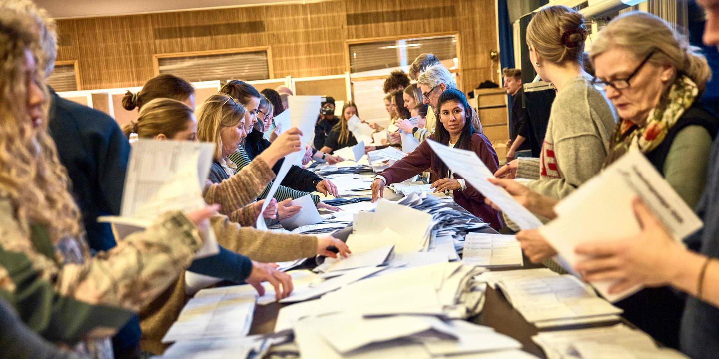 Législatives danoises : les Sociaux-démocrates en tête mais fragilisés, l'extrême droite progresse
