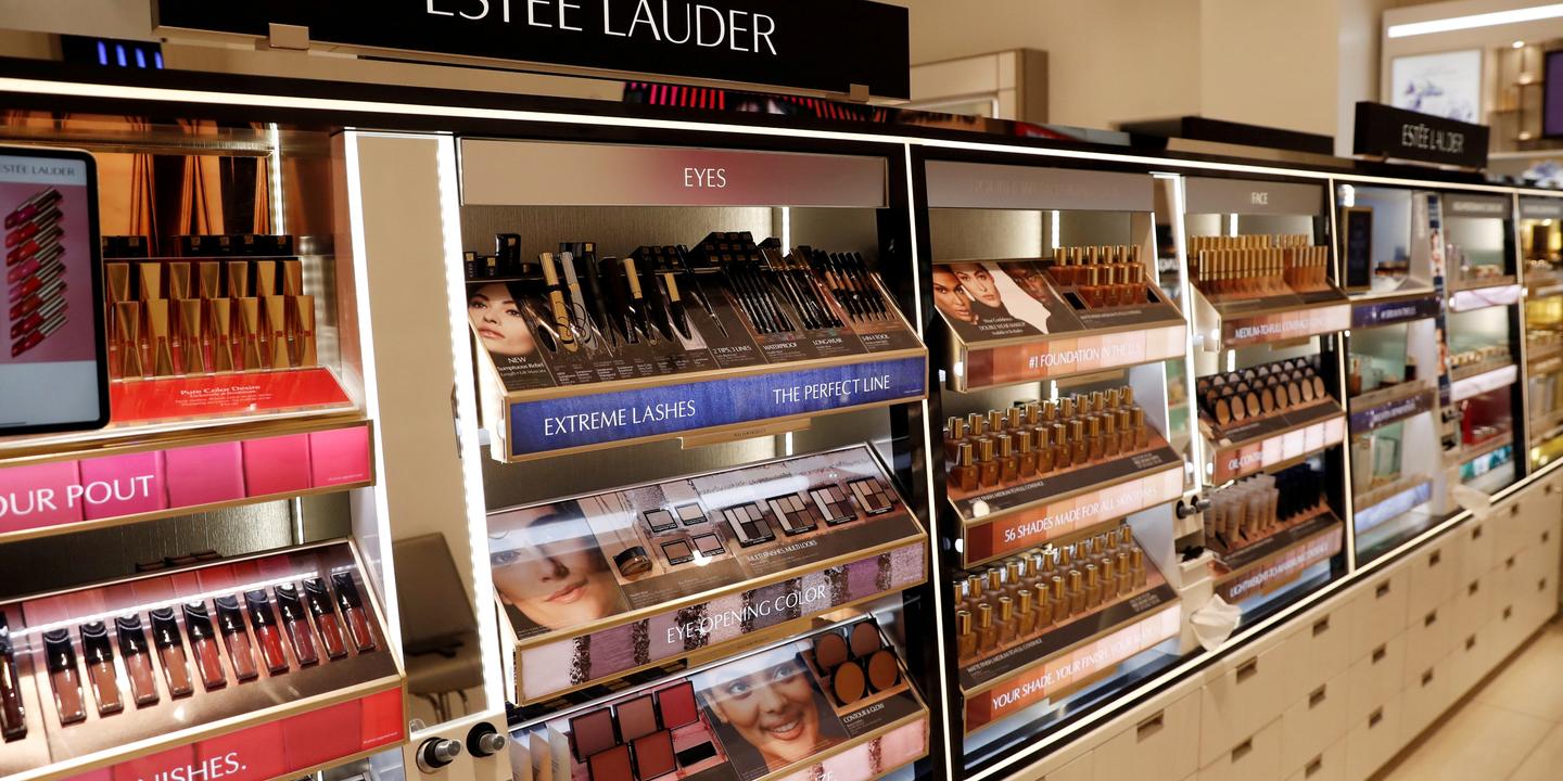 Estée Lauder et Puig en négociations pour une fusion historique dans les cosmétiques