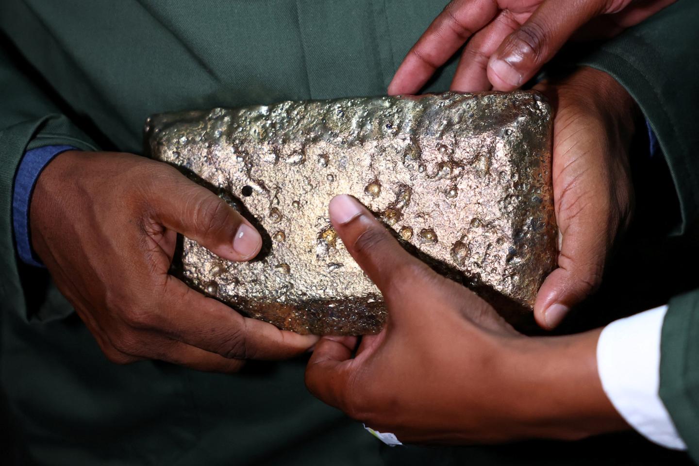 « Pourquoi l’or n’a-t-il pas joué son rôle de valeur refuge depuis le déclenchement de la guerre en Iran ? »