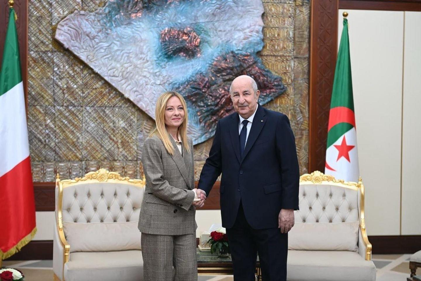 Giorgia Meloni consolide sa relation avec l’Algérie sur fond de dépendance gazière