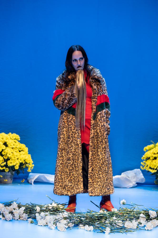 « Vudu (3318) Blixen », de et avec Angelica Liddell, à la Comédie de Genève (Suisse), en novembre 2025.