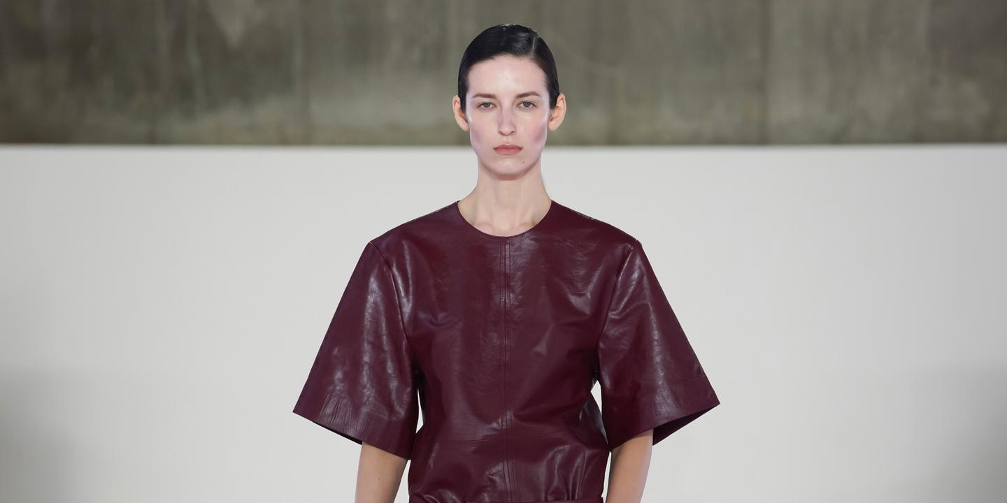 COS : La mode abordable qui séduit avec son esthétique luxueuse