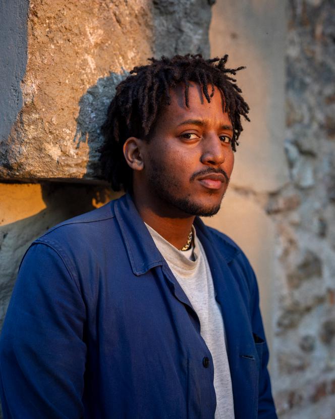 Eyob Bressy, à Belleville, à Paris, le 19 mars 2026. 