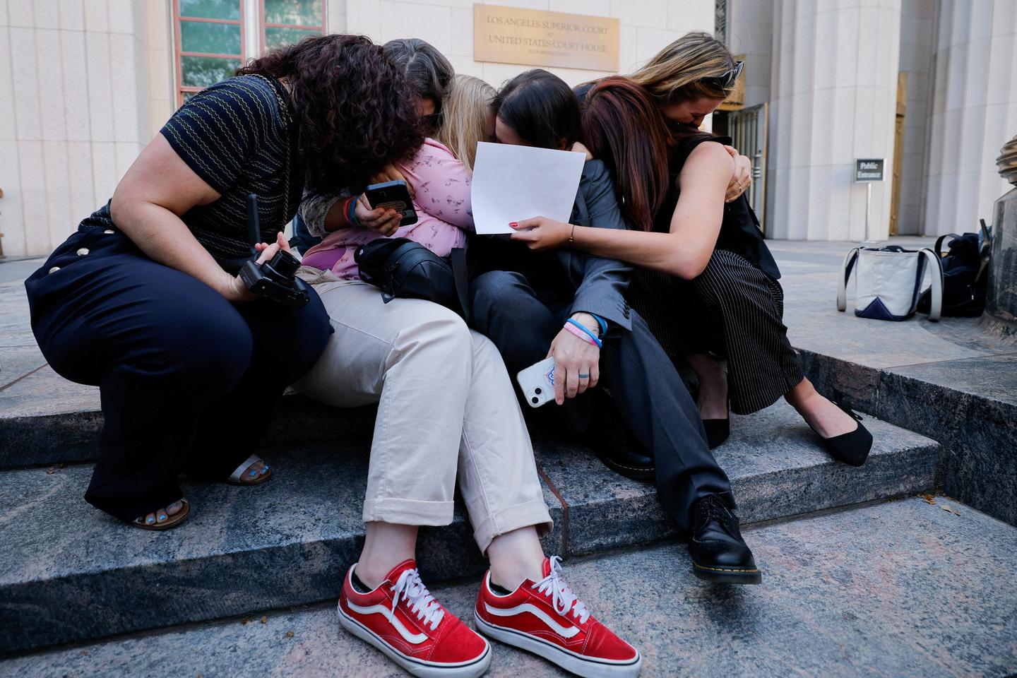 Instagram et YouTube jugés responsables de la dépression d’une adolescente en Californie : une amende de 3 millions de dollars et un verdict « historique »