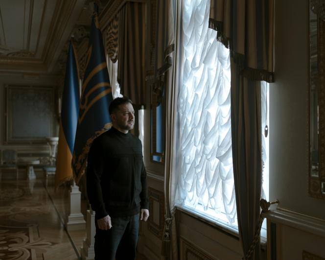 O presidente ucraniano, Volodymyr Zelensky, em Kyiv, em 24 de março de 2026.