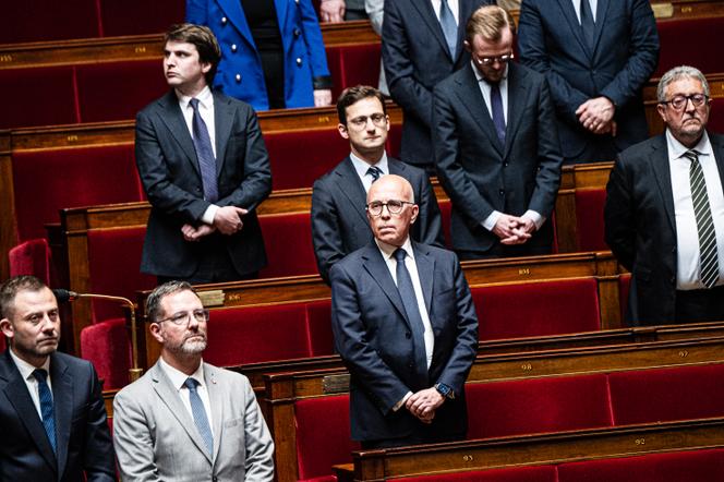 O presidente do grupo UDR, Eric Ciotti, durante homenagem a Lionel Jospin na Assembleia Nacional, 24 de março de 2026.