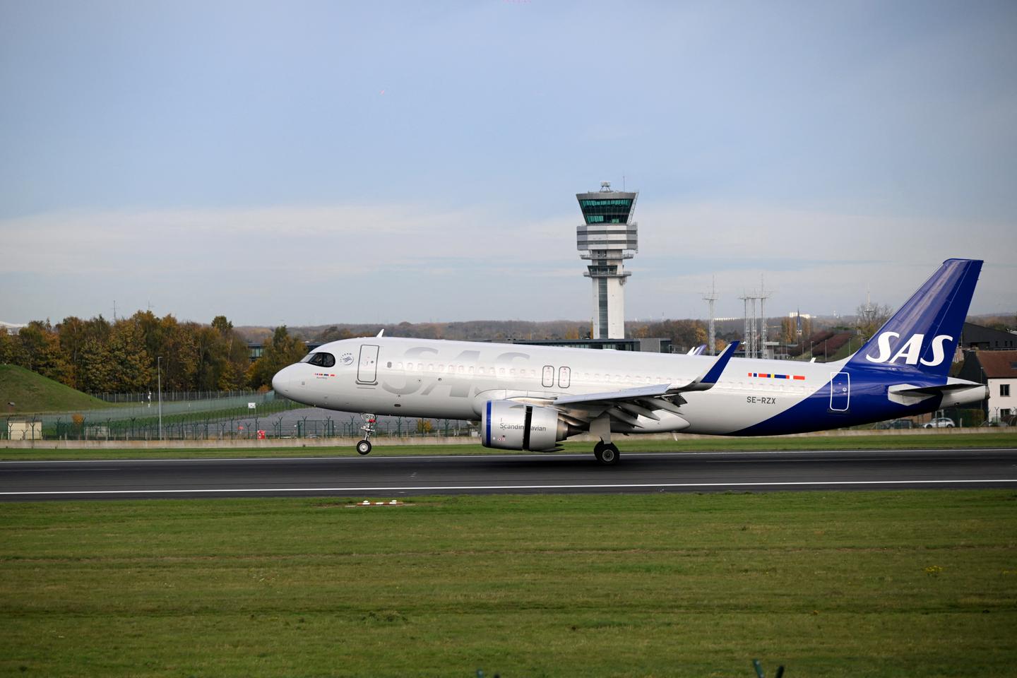 China Eastern annonce l’achat de 101 Airbus A320neo pour 15,8 milliards de dollars