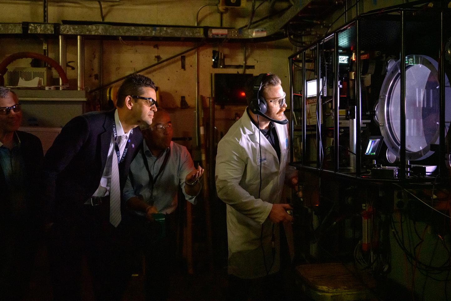 La NASA relance ses ambitions et annonce une base lunaire et une mission à propulsion nucléaire vers Mars dès 2029