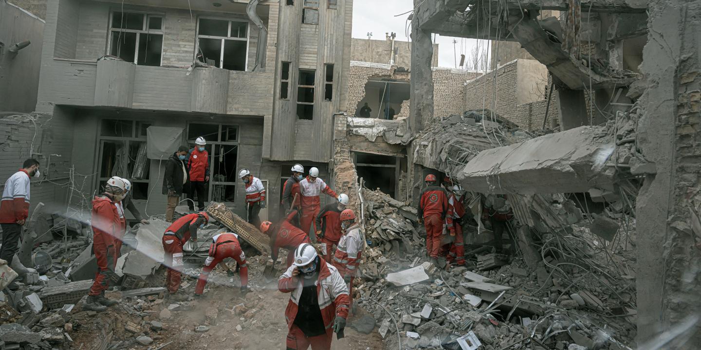 EN DIRECT, guerre au Moyen-Orient : Israël continue de bombarder l’Iran, « en réponse » à des tirs de missiles iraniens EN DIRECT, guerre au Moyen-Orient : Israël continue de bombarder l’Iran, « en réponse » à des tirs de missiles iraniens