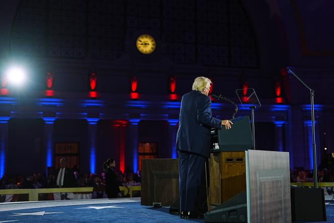 Donald Trump lors du dîner annuel du National Republican Congressional Committee, à Washington, le 25 mars 2026.