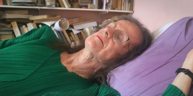 « Hélène Trésore Transnationale », un documentaire consacré à Hélène Hazera, figure de la contre-culture et de la folle attitude