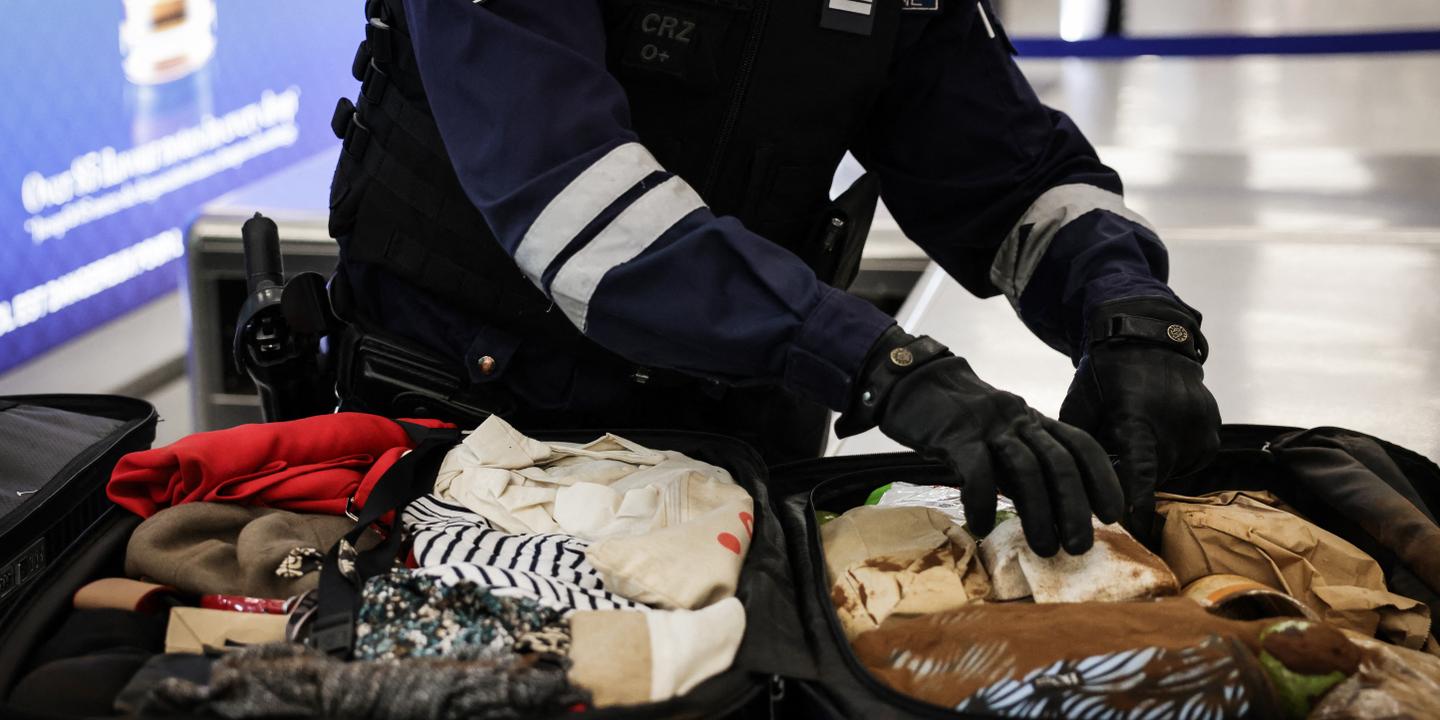 Trafic de stupéfiants : les saisies doublent dans les aéroports parisiens en 2025