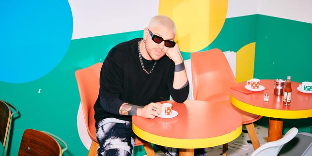 Quentin Mosimann, dans le bar à salade Coucou il est midi, Paris 20ᵉ, le 9&nbsp;mars&nbsp;2026.