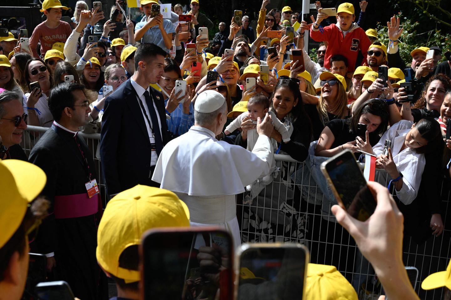 A Monaco, le pape Léon XIV tente de faire passer un message sur la redistribution des richesses : « Chaque bien mis entre nos mains a une destination universelle »