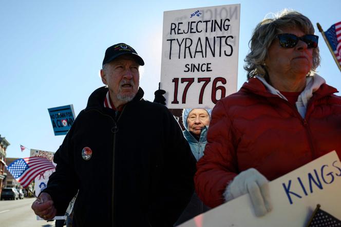 Lors d’une manifestation « No Kings » à Shelbyville, dans le Kentucky, samedi 28 mars 2026.