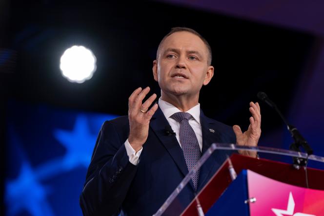 O presidente polonês Karol Nawrocki discursa na Conferência de Ação Política Conservadora em Dallas, Texas, em 28 de março de 2026.