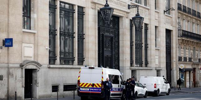 Two more suspects arrested in foiled Paris bomb attack outside Bank of America