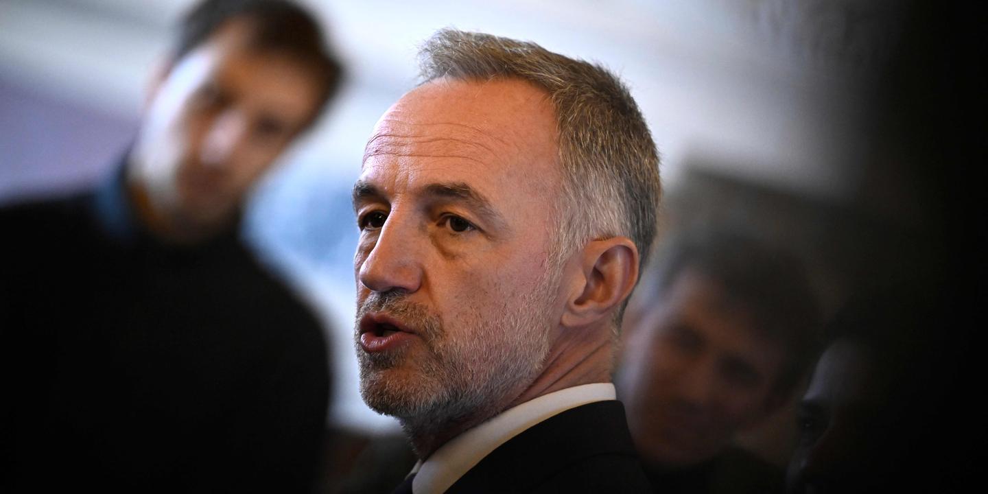 Violences sexuelles dans le périscolaire : Emmanuel Grégoire reçoit les parents d'élèves