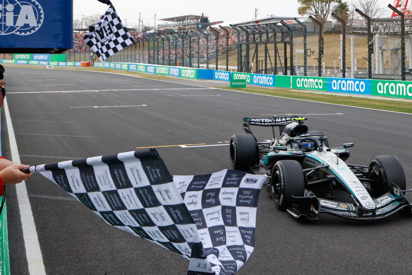 Kimi Antonelli récidive, et remporte un Grand Prix du Japon renversant