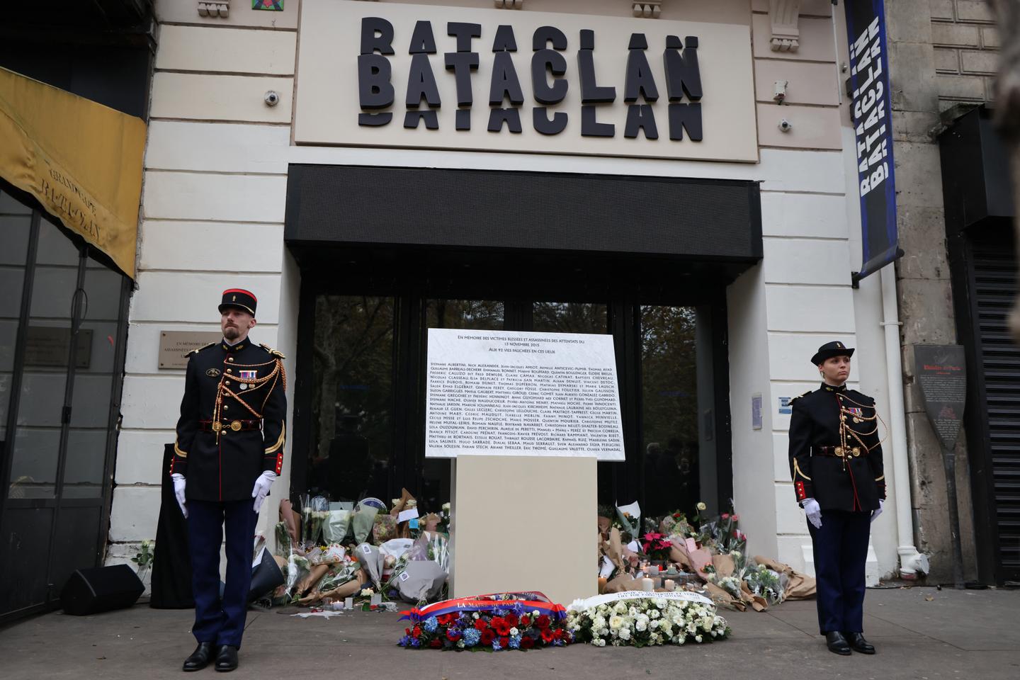 Attentats du Bataclan : les policiers de la Bac 75N exclus des remises de décoration Attentats du Bataclan : les policiers de la Bac 75N exclus des remises de décoration