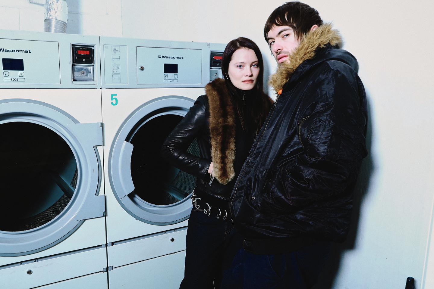 Avec son premier album « O », le duo électronique Fcukers confirme son statut de groupe cool du moment