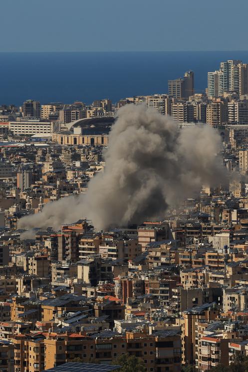Après une attaque isarélienne, dans la banlieue sud de Beyrouth, le 31 mars 2026.