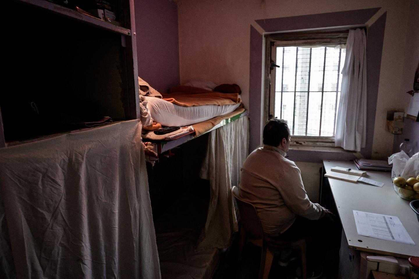 Prisons françaises : la surpopulation carcérale atteint un nouveau record de 87 126 détenus au 1er mars