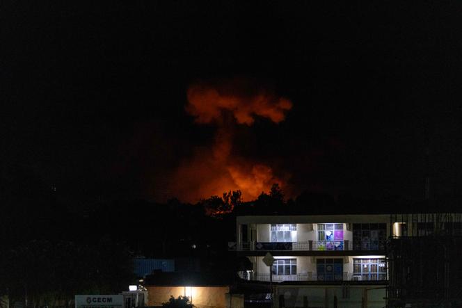 Un incendie dans un dépôt de munitions, à Bujumbura, le 31 mars 2026.