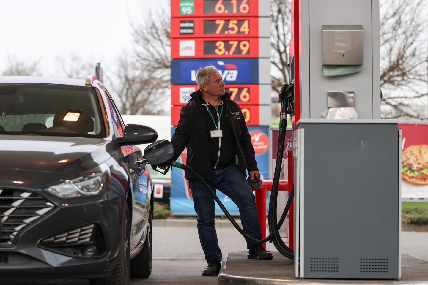 Inflation increases to 2.5% in Europe as Iran war boosts energy prices