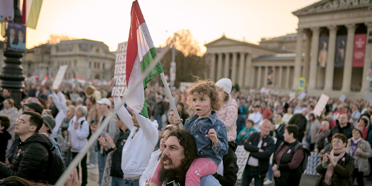 Supporters of the Tisza Party are listening to Péter Magyar’s speech on Heroes’ Square during the March 15 national day.