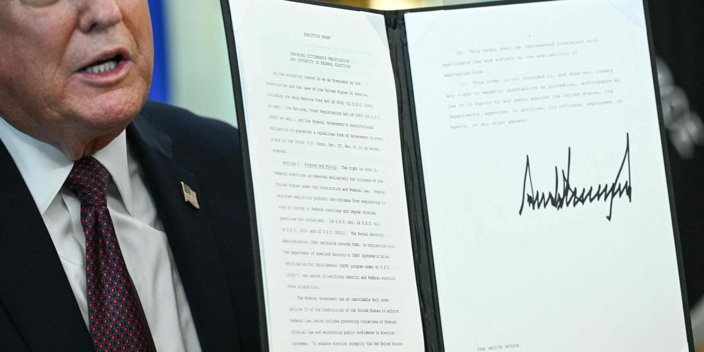 Donald Trump signe un décret destiné à encadrer davantage le vote par correspondance