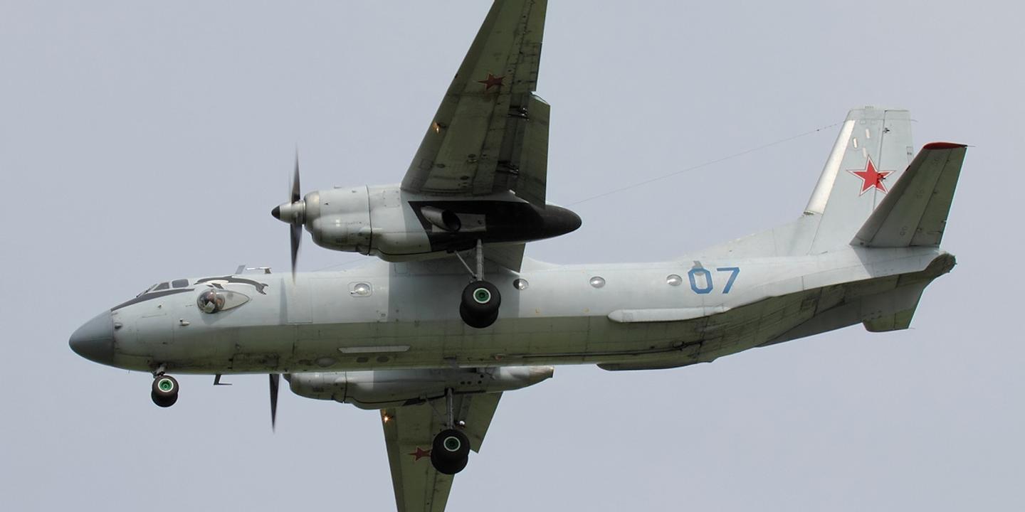 un avion militaire russe s’écrase après avoir survolé la Crimée, faisant vingt-neuf morts