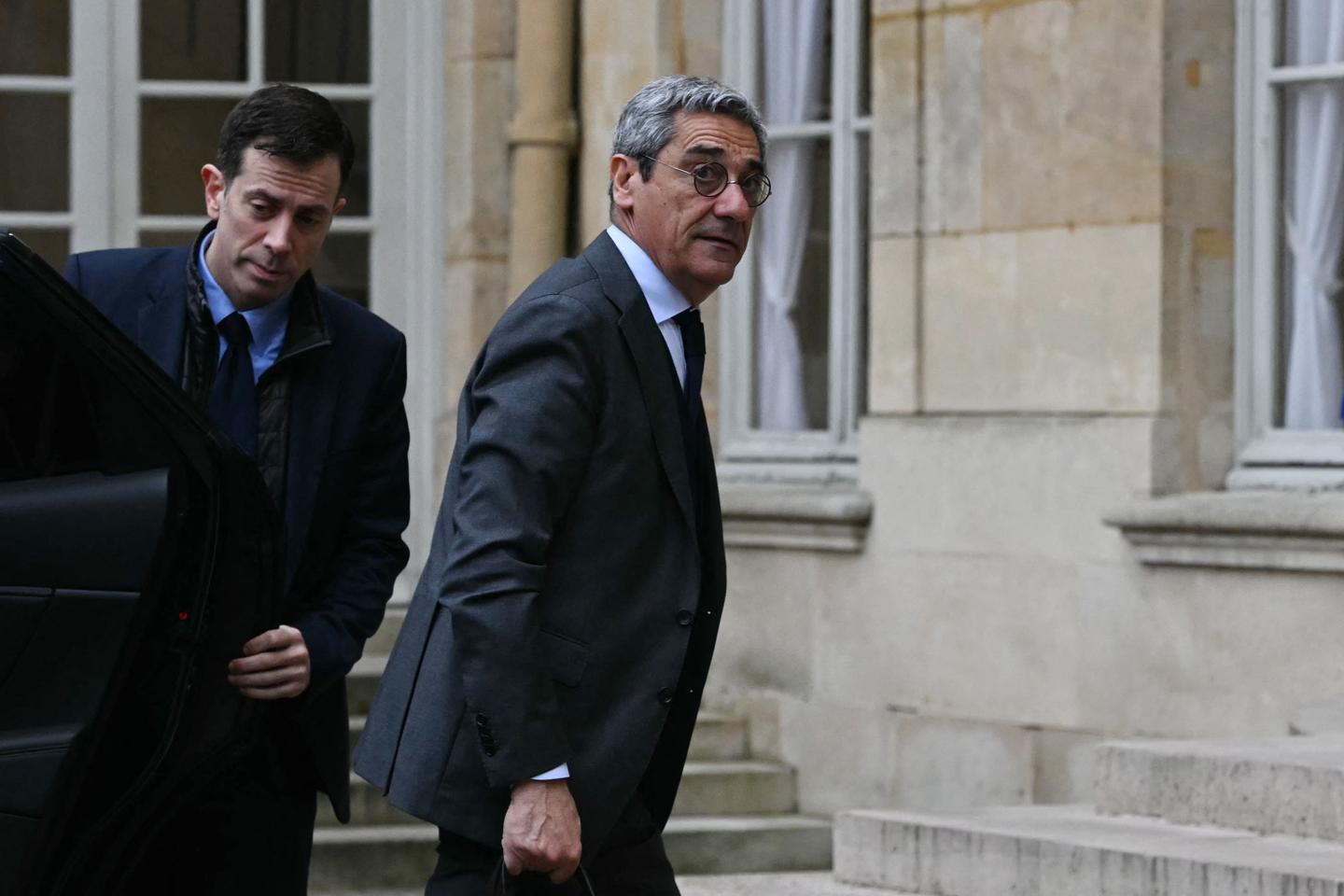 Réforme des titres-restaurant : une proposition de loi sera déposée d’ici l’été, annonce le ministre Serge Papin