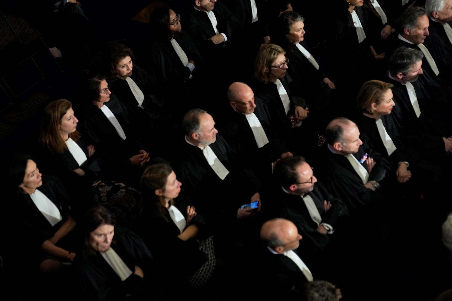 A Paris, les avocats lancent une « grève du zèle » contre le projet de « plaider coupable criminel »