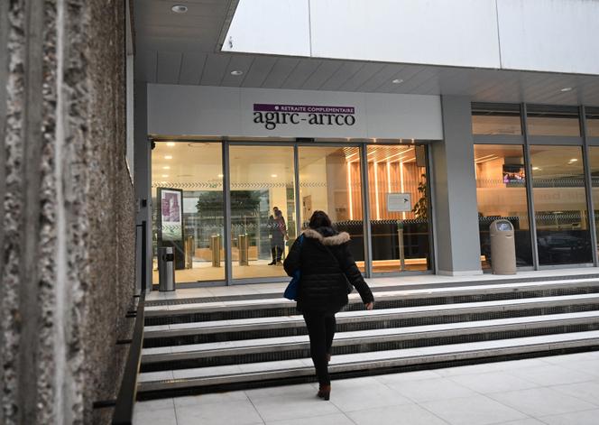 L’entrée principale d’Agirc-Arrco, organisme français de gestion des pensions complémentaires des salariés du secteur privé, à Paris, le 6 janvier 2023.
