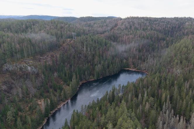 Vista aérea de Fensfeltet, a reserva de terras raras, em Ulefoss (Noruega), 11 de dezembro de 2025.