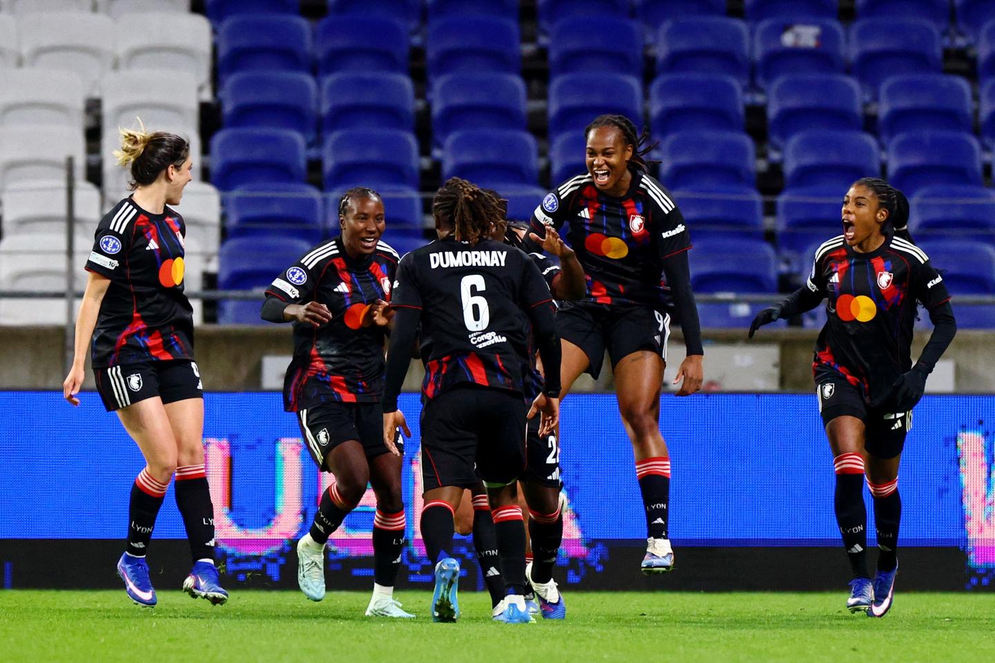 OL Lyonnes-Wolfsburg : les Lyonnaises se qualifient pour les demi-finales de la Ligue des champions