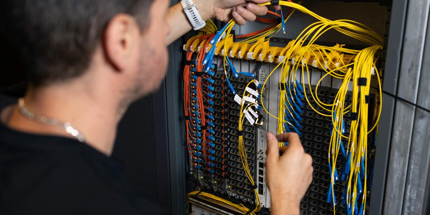 Les opérateurs télécoms divisés sur l'entretien des réseaux fibre en zones rurales