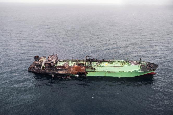 The wreck of the Russian LNG tanker Arctic-Metagaz, drifting between Malta and Lampedusa, March 15, 2026.