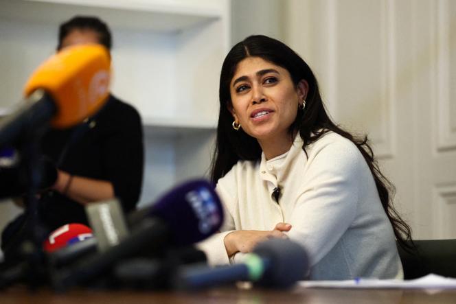 La France insoumise a eurodeputada Rima Hassan, em Paris, 3 de abril de 2026.